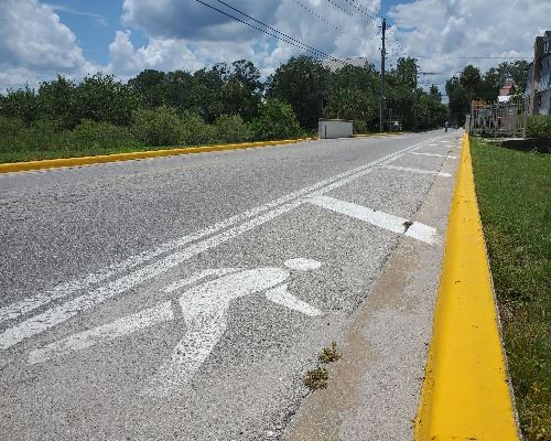 sidewalk on south street